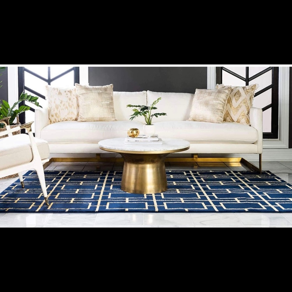 Chic geometric area rug